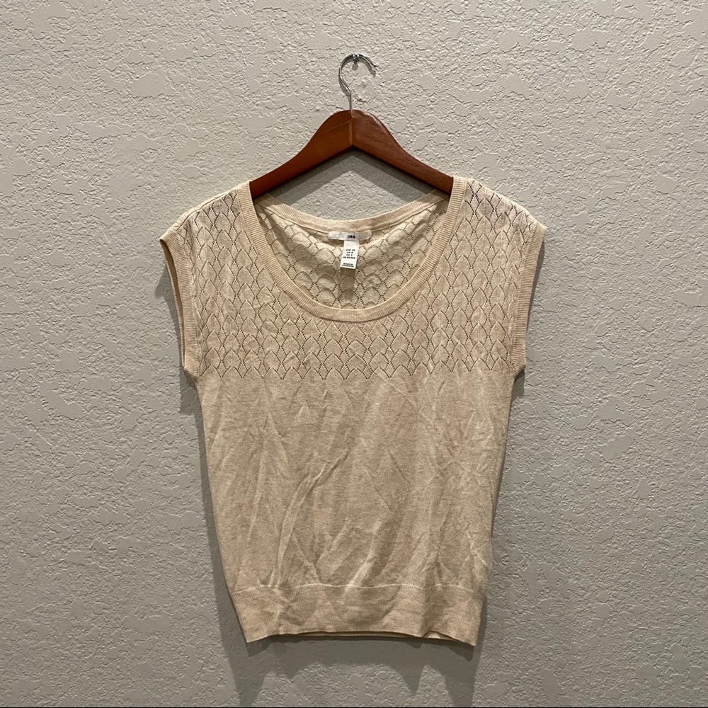 H&M cream/tan textural sleeveless sweater vest